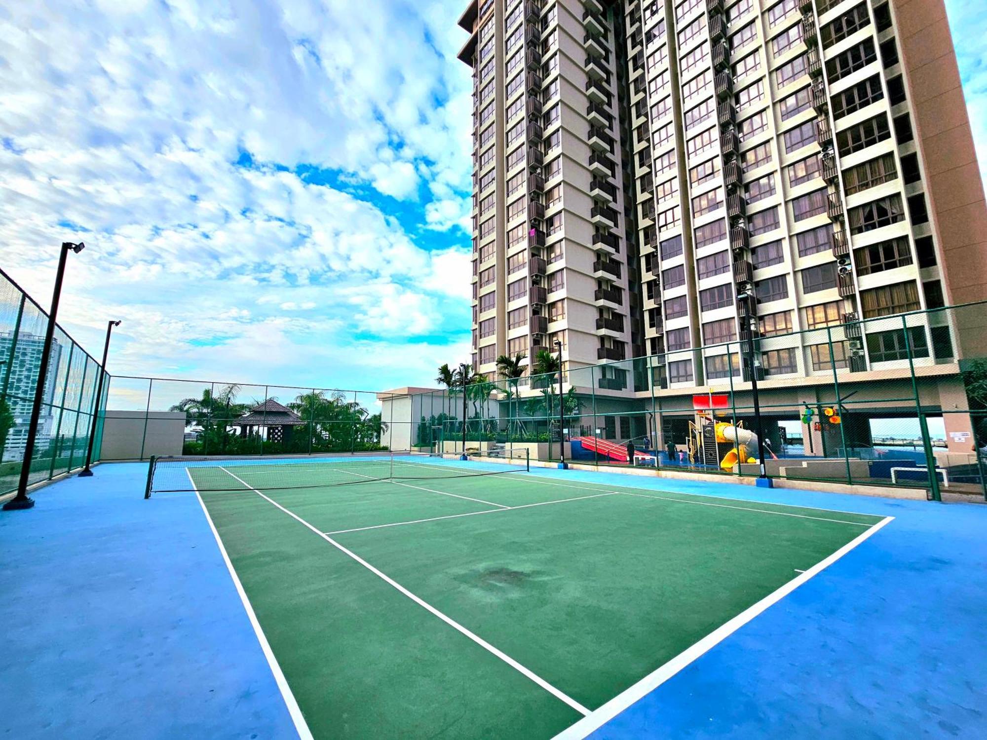 Bali Residence Waterpark Executive Suites Melaka By Ggm Malacca Exterior foto