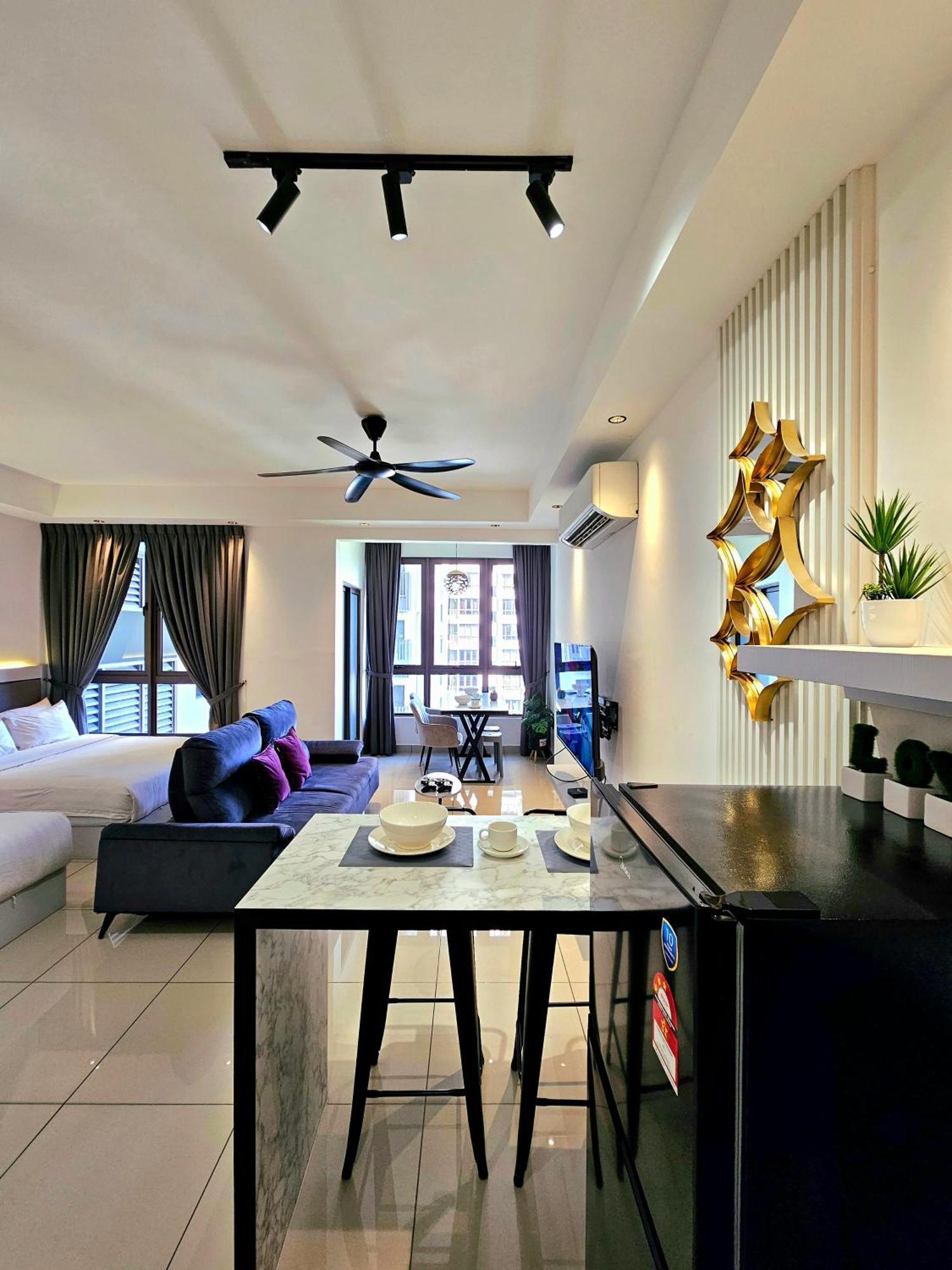 Bali Residence Waterpark Executive Suites Melaka By Ggm Malacca Exterior foto